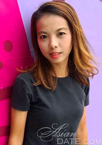 Date the member of your dreams: free Asian member Ratcharee from Bangkok