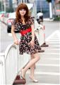 We invite you to browse our photo gallery: Jingjing, lady from China