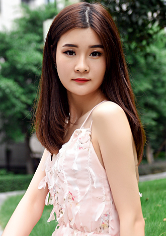 Gorgeous member profiles: free Asian member Qing from Chongqing